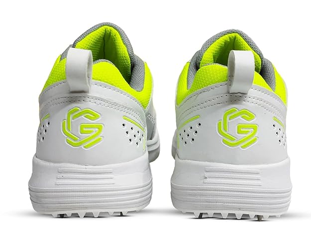 Gowin Tyro Spikes Cricket Shoes