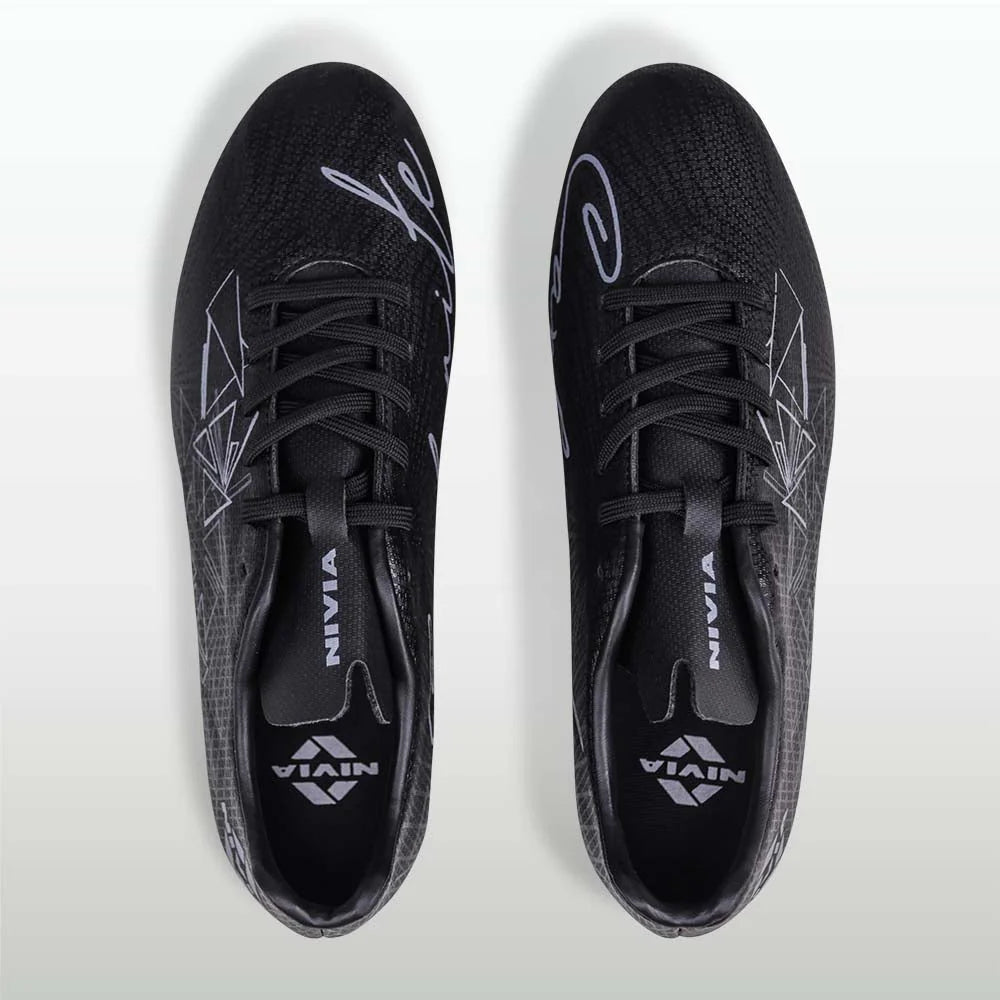 Nivia Carbonite 7.0 Football Shoe