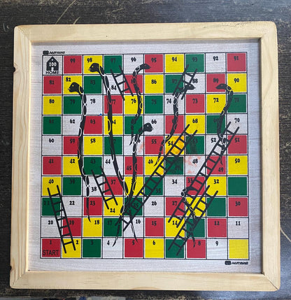2IN 1 Chess & Snake and Ladders Board